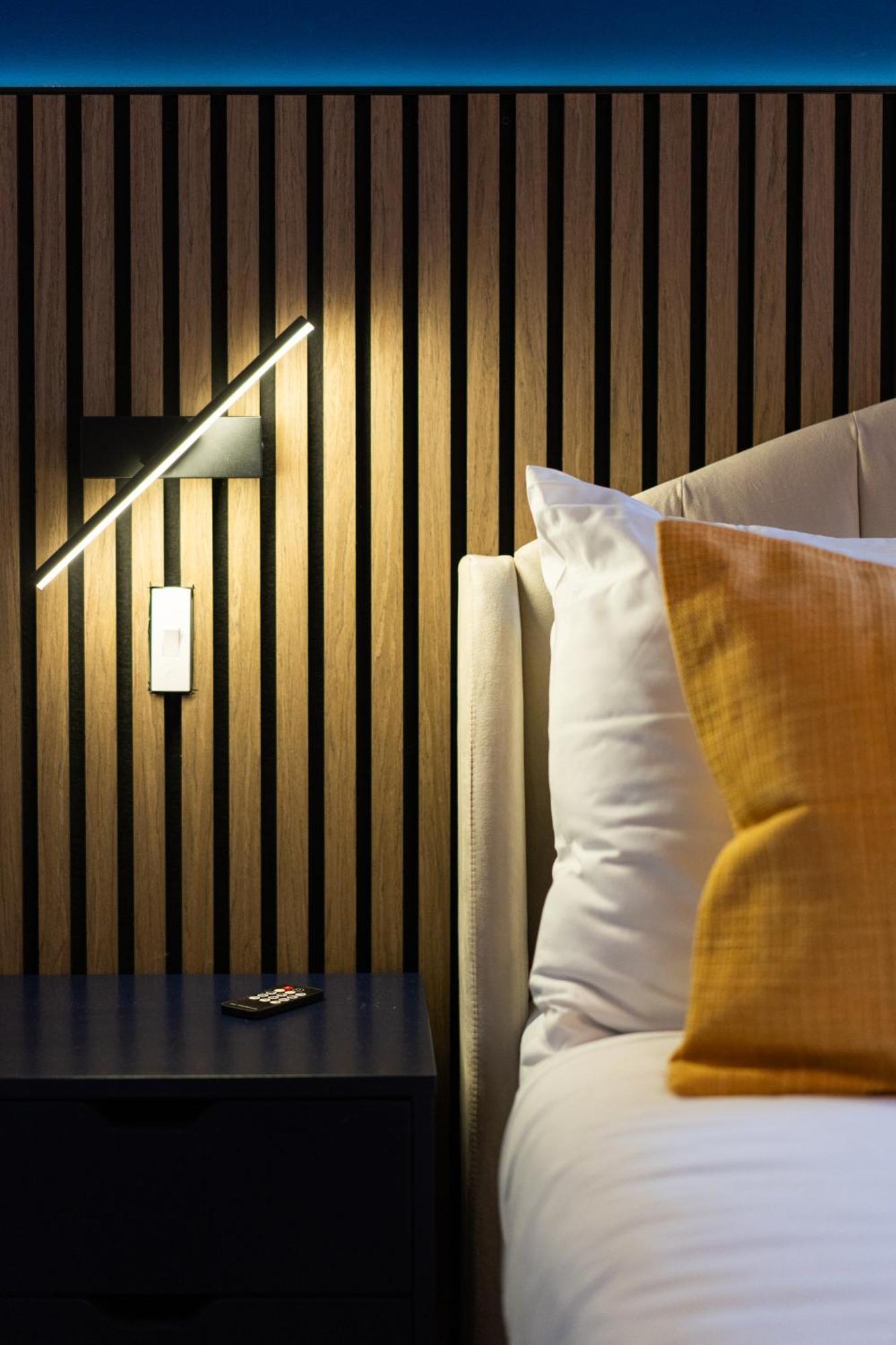 River Side Apartment, City Centre - Beautiful View And Free Parking! Белфаст Экстерьер фото