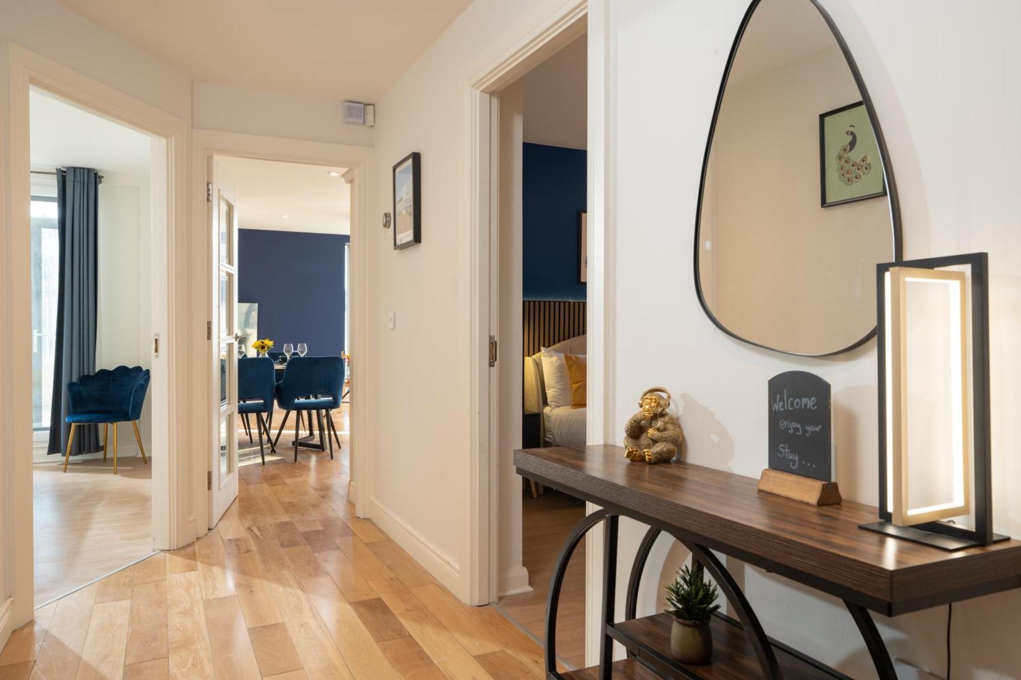 River Side Apartment, City Centre - Beautiful View And Free Parking! Белфаст Экстерьер фото
